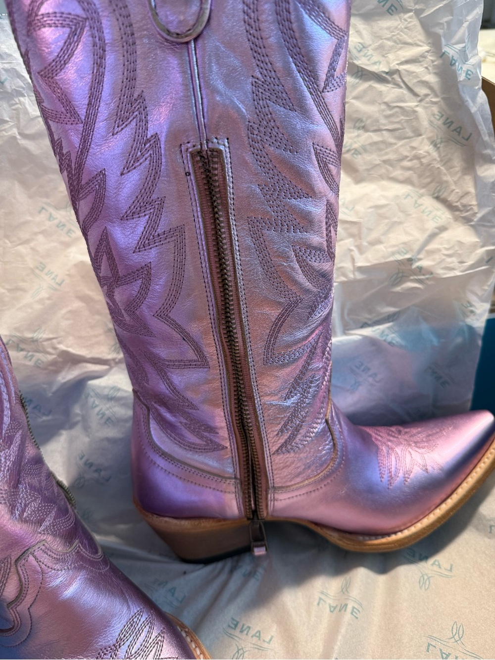 Lane Boots Smokeshow Cowboy Boots in Lavender Metallic - Picture 6 of 8